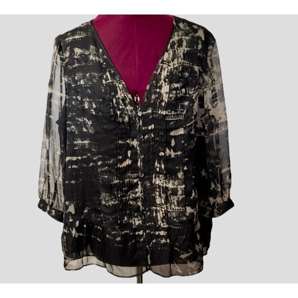 Women's Black & Taupe Chiffon Blouse Size 1X (16W-18W) V-Neck Tux-Pleated Button